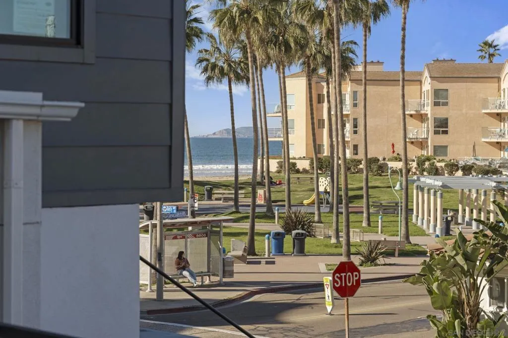 107 Daisy, Imperial Beach, California 91932 home-pic-37