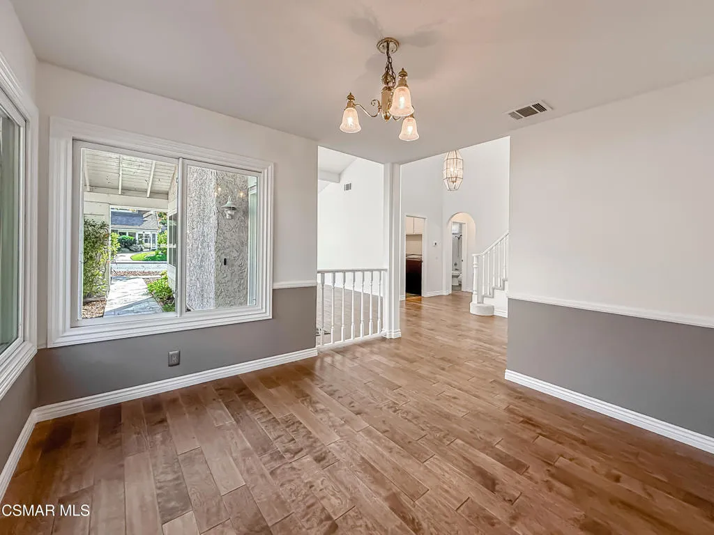 705 Rushing Creek Place, Thousand Oaks, California 91360 home-pic-11