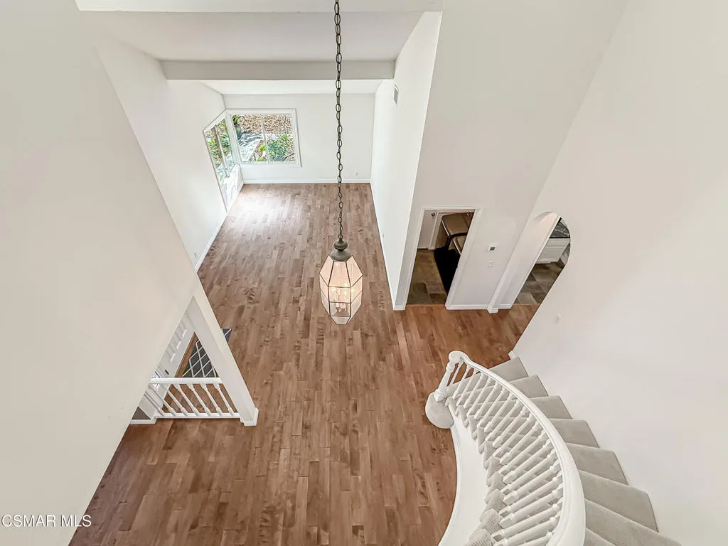 705 Rushing Creek Place, Thousand Oaks, California 91360 home-pic-32