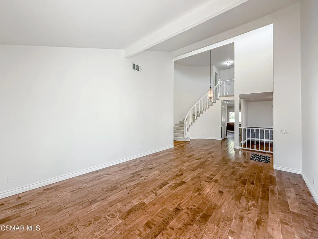 705 Rushing Creek Place, Thousand Oaks, California 91360 home-pic-8