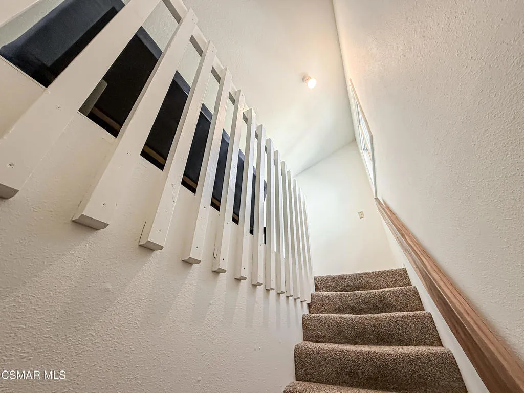 705 Rushing Creek Place, Thousand Oaks, California 91360 home-pic-42