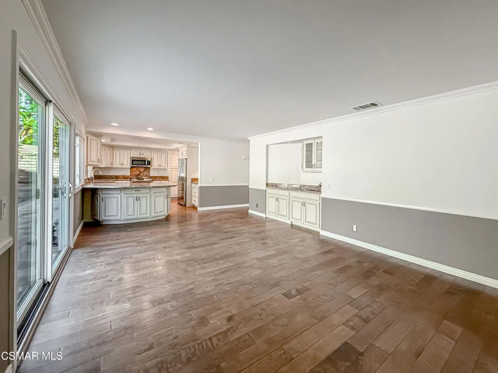 705 Rushing Creek Place, Thousand Oaks, California 91360 home-pic-16