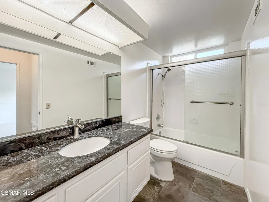 705 Rushing Creek Place, Thousand Oaks, California 91360 home-pic-28