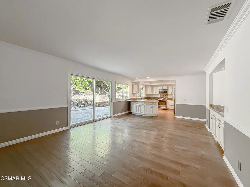 705 Rushing Creek Place, Thousand Oaks, California 91360 home-pic-15