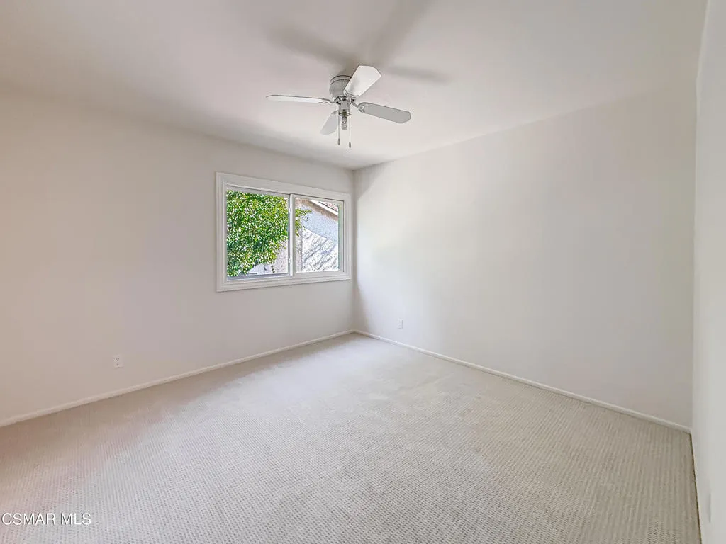 705 Rushing Creek Place, Thousand Oaks, California 91360 home-pic-33