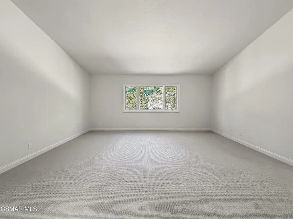 705 Rushing Creek Place, Thousand Oaks, California 91360 home-pic-48