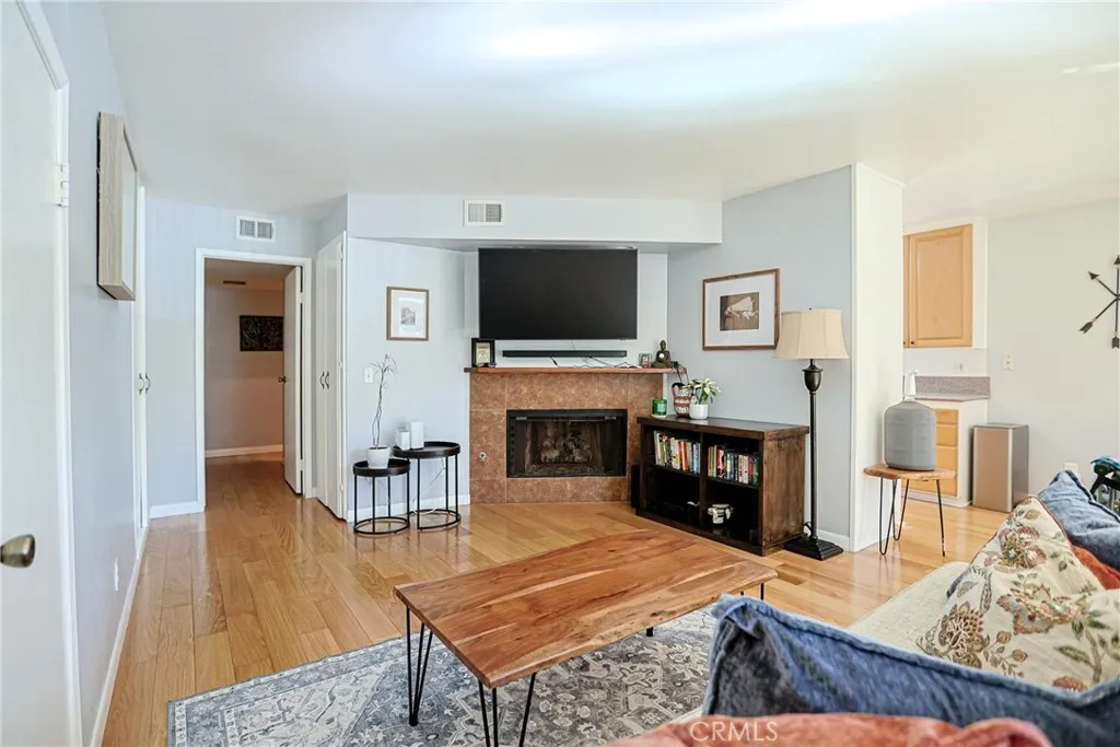 3820 Groton Street 1, San Diego, California 92110 home-pic-5