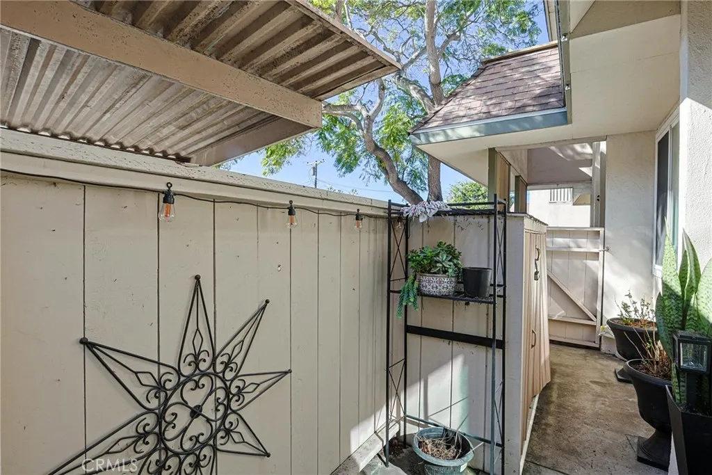 3820 Groton Street 1, San Diego, California 92110 home-pic-17