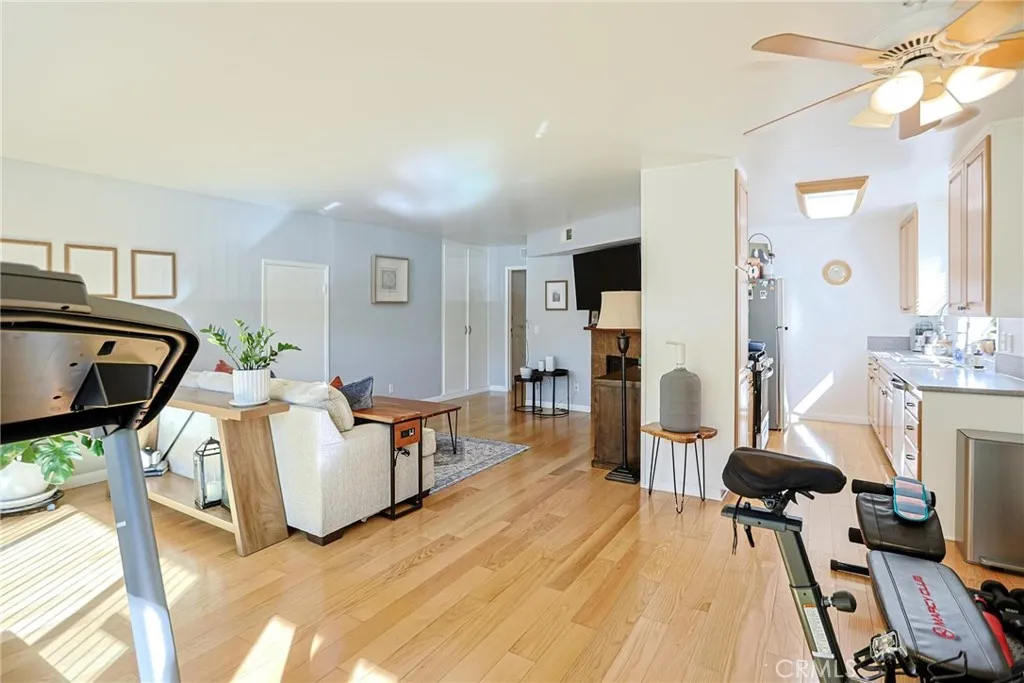 3820 Groton Street 1, San Diego, California 92110 home-pic-9