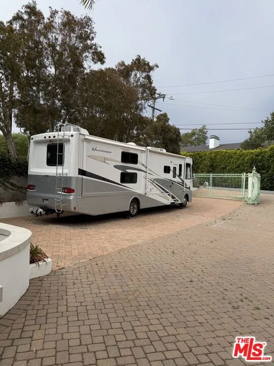 RV /Boat Parking
