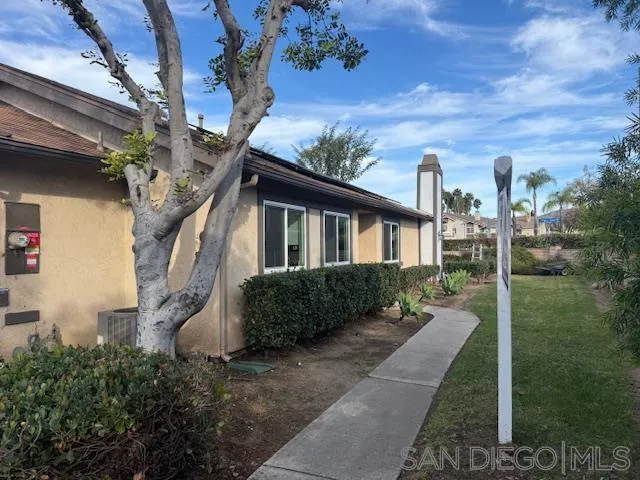 10396 Seth Way, Santee, California 92071 home-pic-16