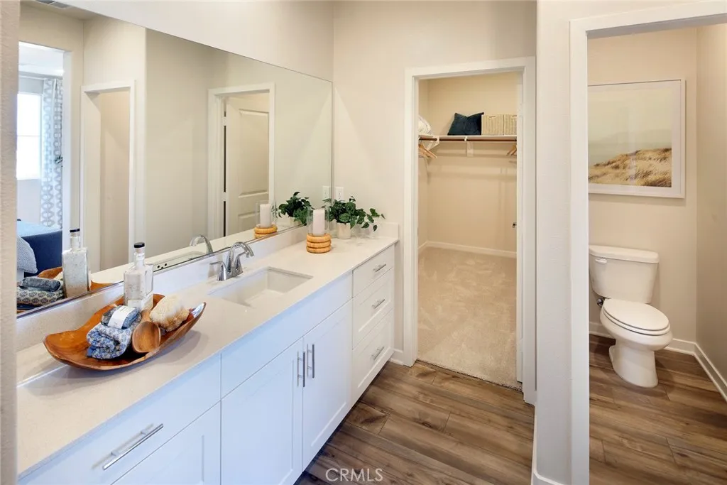 36156 Jaden Avenue 2406, Murrieta, California 92563 home-pic-13