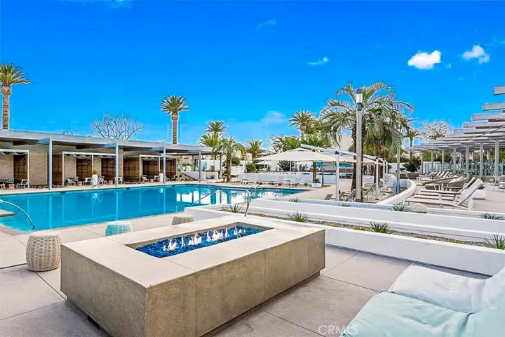 111 Fixie, Irvine, California 92618