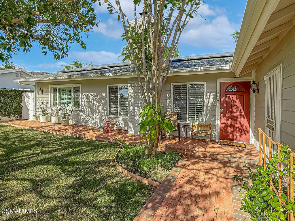 2189 Latham Street, Simi Valley, California 93065 home-pic-1