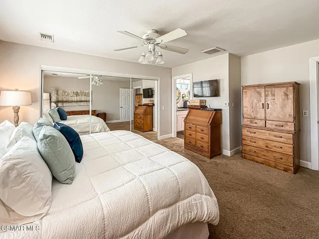 dPrimary Bedroom Suite3