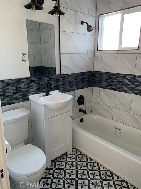 1240 W 22nd St, San Pedro, California 90731 home-pic-31
