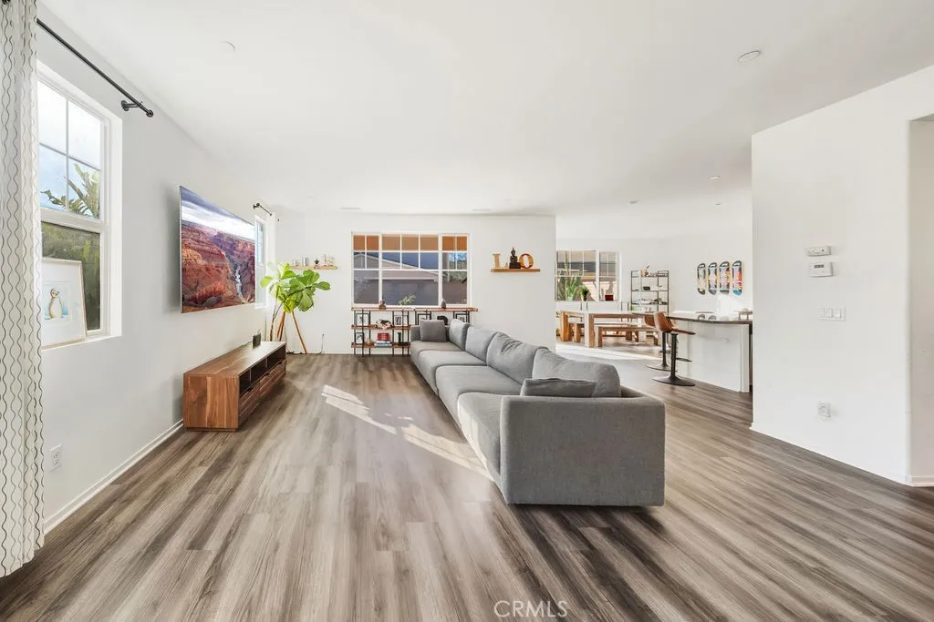 4124 S Inglenook, Ontario, California 91761 home-pic-7
