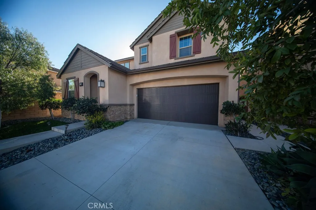 4124 S Inglenook, Ontario, California 91761 home-pic-2