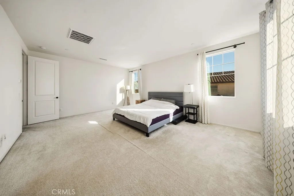 4124 S Inglenook, Ontario, California 91761 home-pic-22