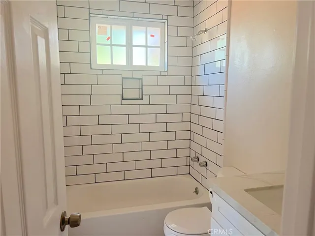 Unit 1 Hall Bathroom