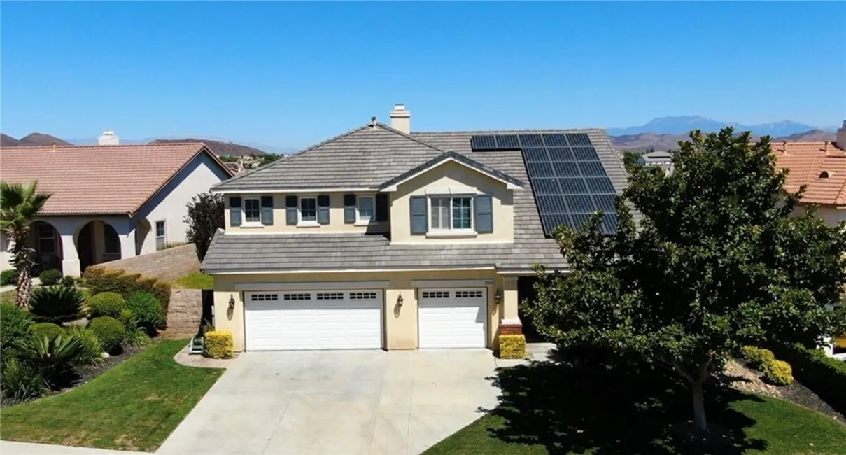 35430 Azalea, Winchester, California 92596 home-pic-1