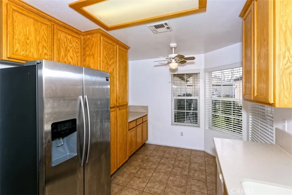 19028 Stoddard Way, Apple Valley, California 92308 home-pic-6