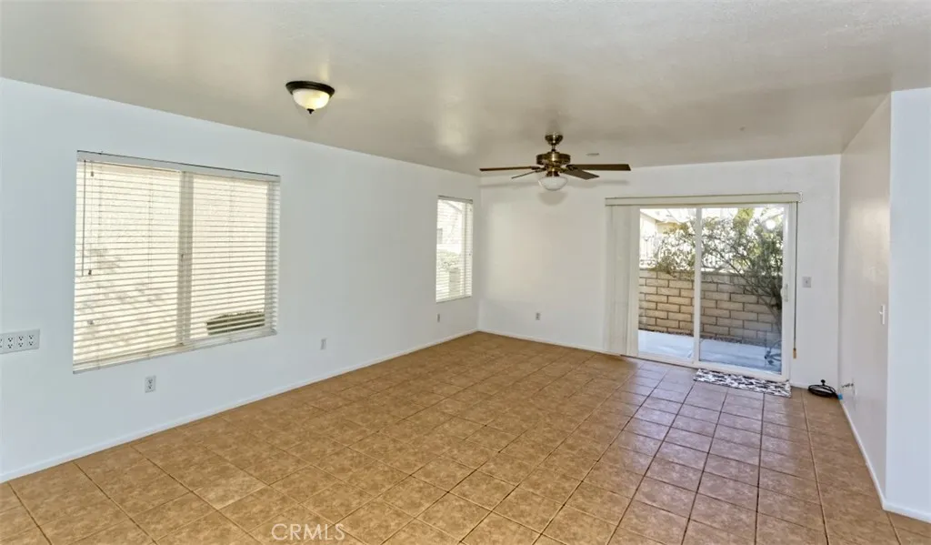 19028 Stoddard Way, Apple Valley, California 92308 home-pic-14