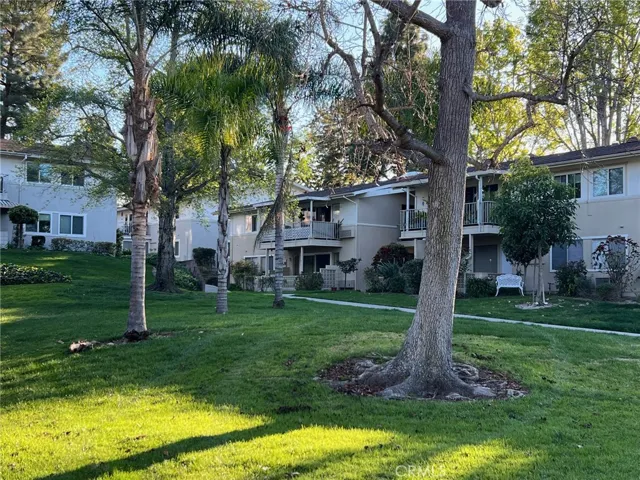 Large greenbelt on all sides of the building