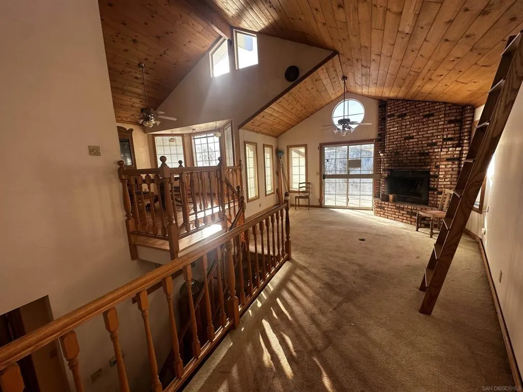 402 Delle Drive, Crestline, California 92325 home-pic-1