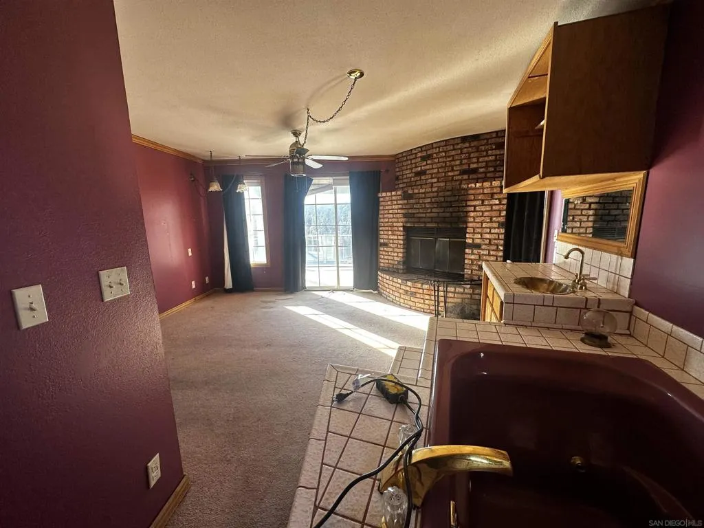 402 Delle Drive, Crestline, California 92325 home-pic-14