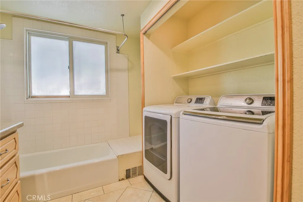 1707 Nabal, La Habra Heights, California 90631 home-pic-40
