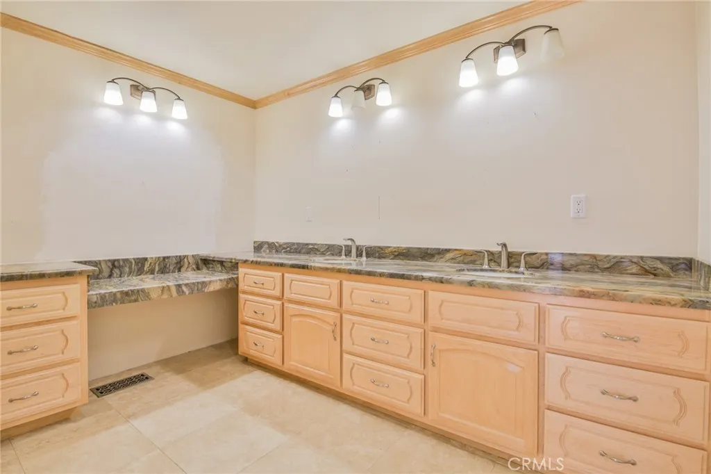 1707 Nabal, La Habra Heights, California 90631 home-pic-30