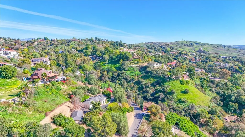 1707 Nabal, La Habra Heights, California 90631 home-pic-8