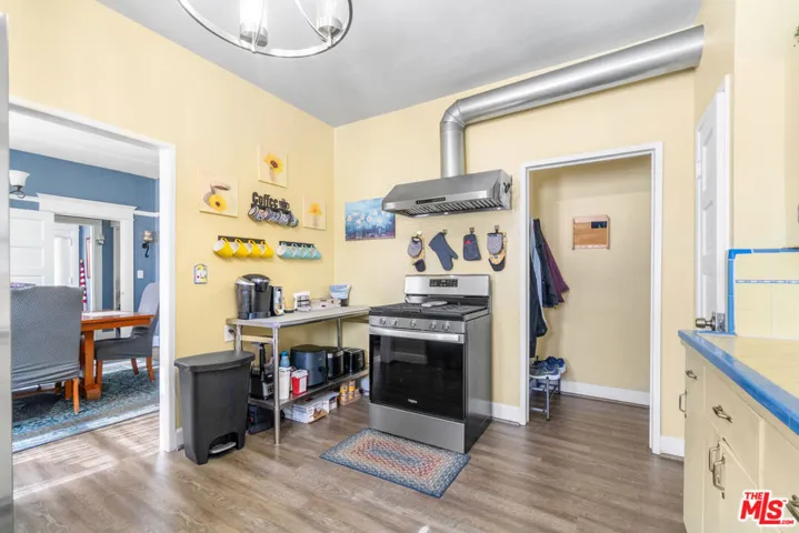 Downstairs kitchen 3