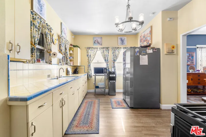 Downstairs kitchen 2