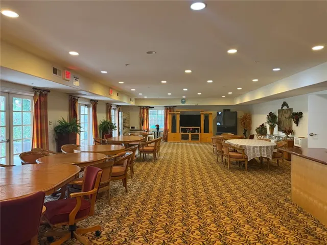 Huge Recreation Room