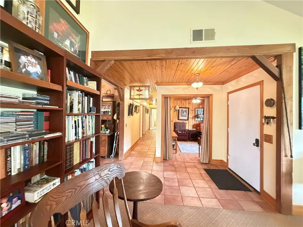 377 Oldstone Court, Simi Valley, California 93065 home-pic-20
