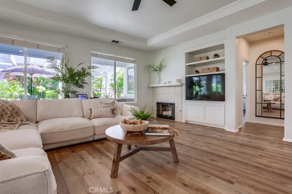 28756 Fall Creek Court, Menifee, California 92584 home-pic-14
