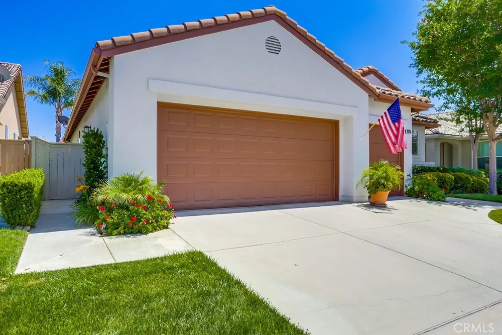 28756 Fall Creek Court, Menifee, California 92584 home-pic-4