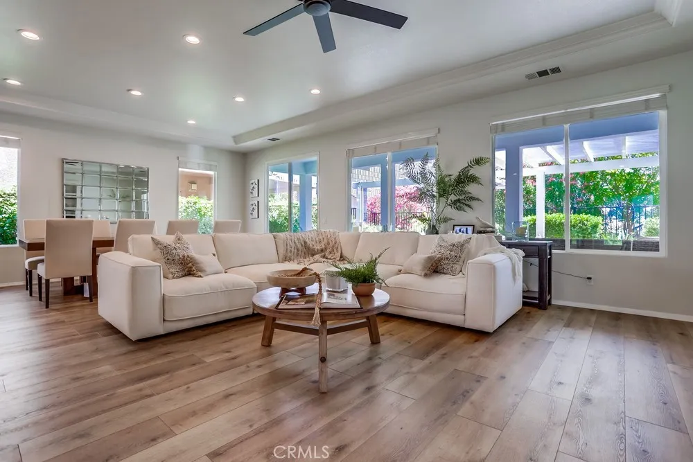 28756 Fall Creek Court, Menifee, California 92584 home-pic-13