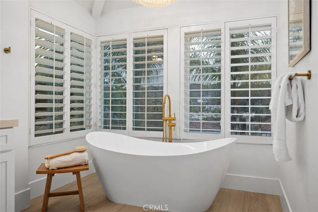 11 Riviera, Trabuco Canyon, California 92679 home-pic-21
