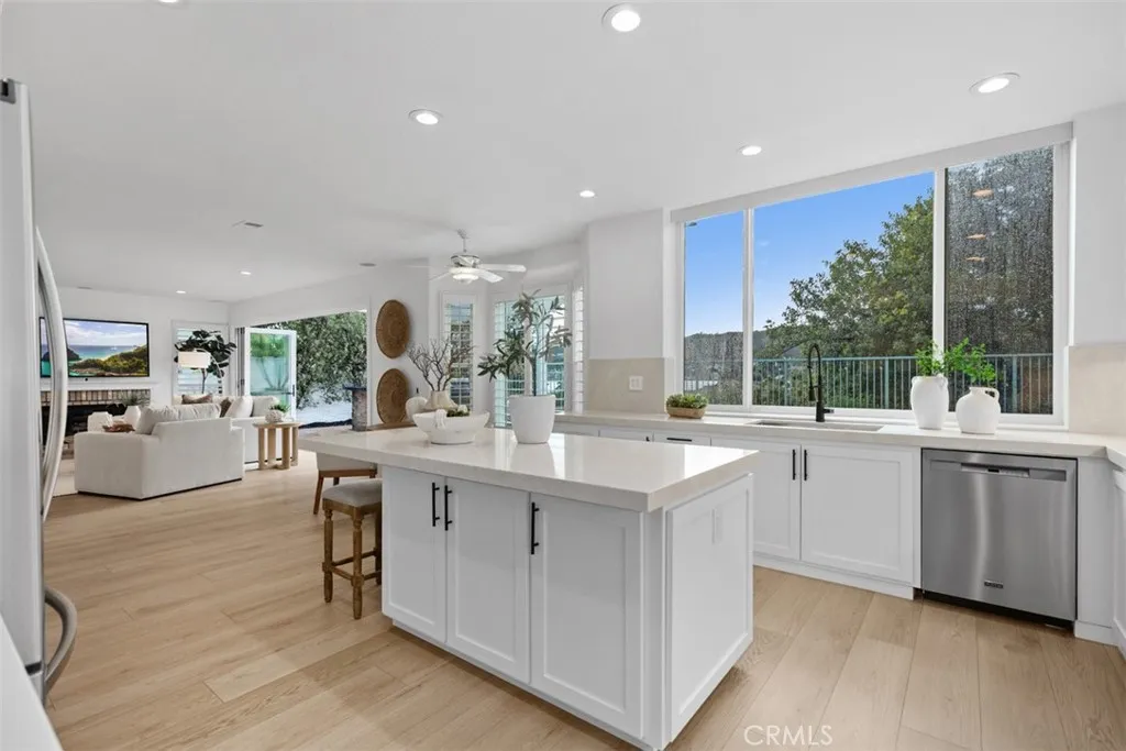 11 Riviera, Trabuco Canyon, California 92679 home-pic-6