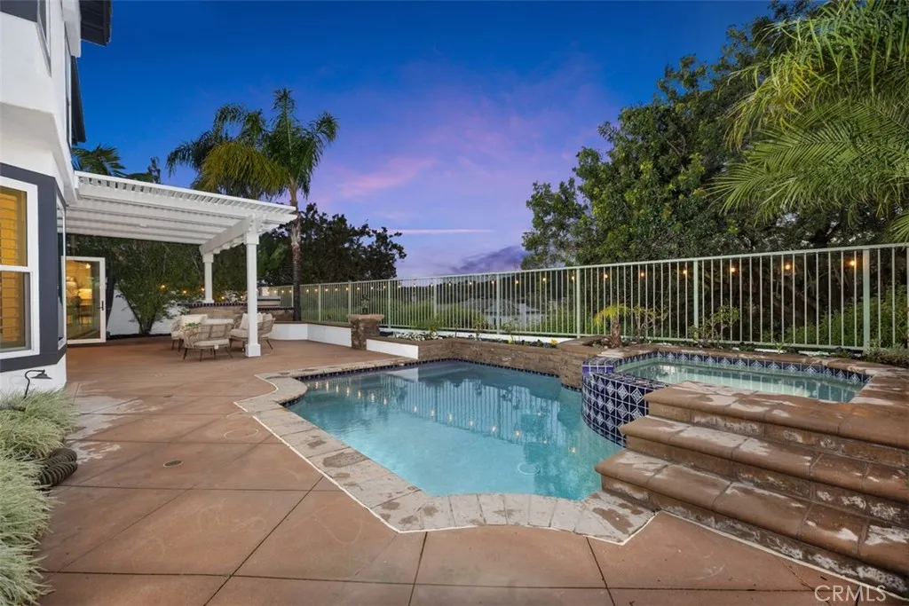 11 Riviera, Trabuco Canyon, California 92679 home-pic-30