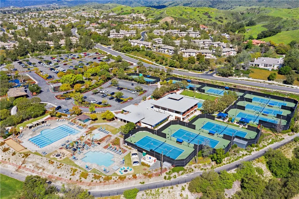 11 Riviera, Trabuco Canyon, California 92679 home-pic-38