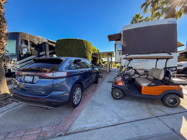 220 rv lot-2