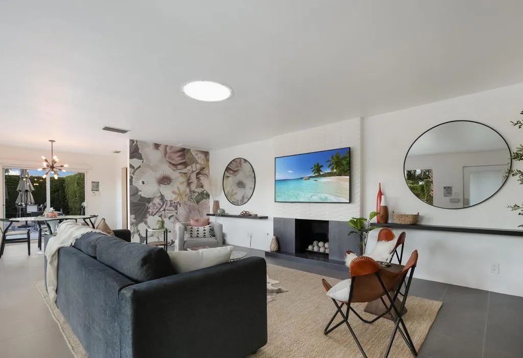 1529 S Calle Palo Fierro, Palm Springs, California 92264 home-pic-6