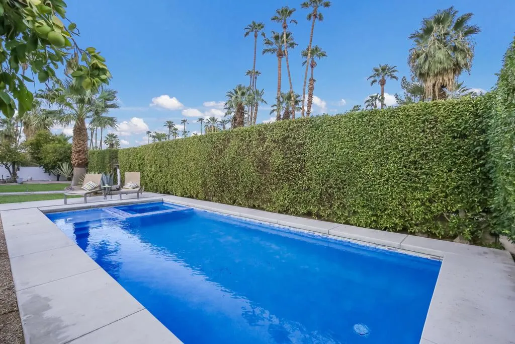 1529 S Calle Palo Fierro, Palm Springs, California 92264 home-pic-25
