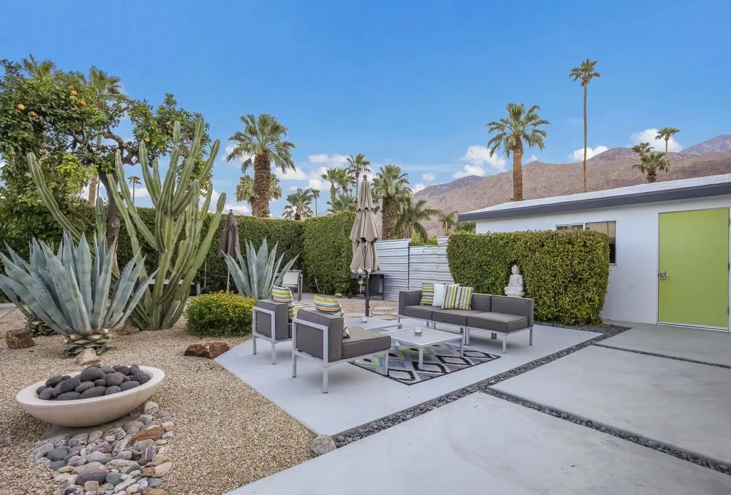 1529 S Calle Palo Fierro, Palm Springs, California 92264 home-pic-27