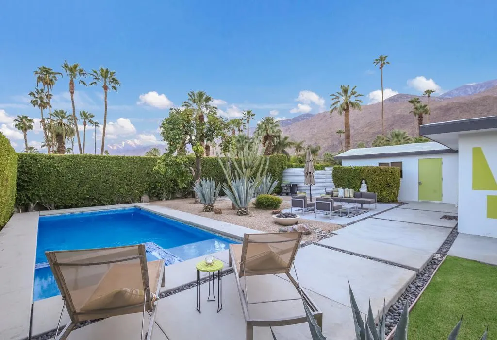 1529 S Calle Palo Fierro, Palm Springs, California 92264 home-pic-1