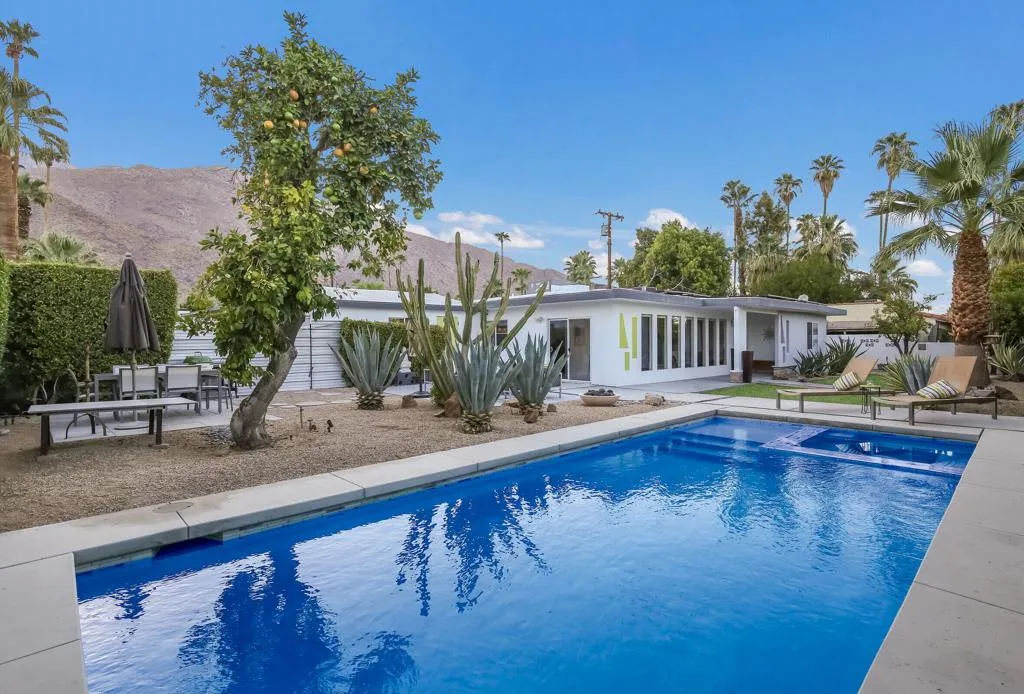 1529 S Calle Palo Fierro, Palm Springs, California 92264 home-pic-26